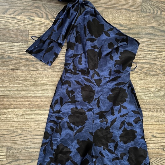 Blue Floral One-Shoulder pants romper size 0 - Picture 1 of 4